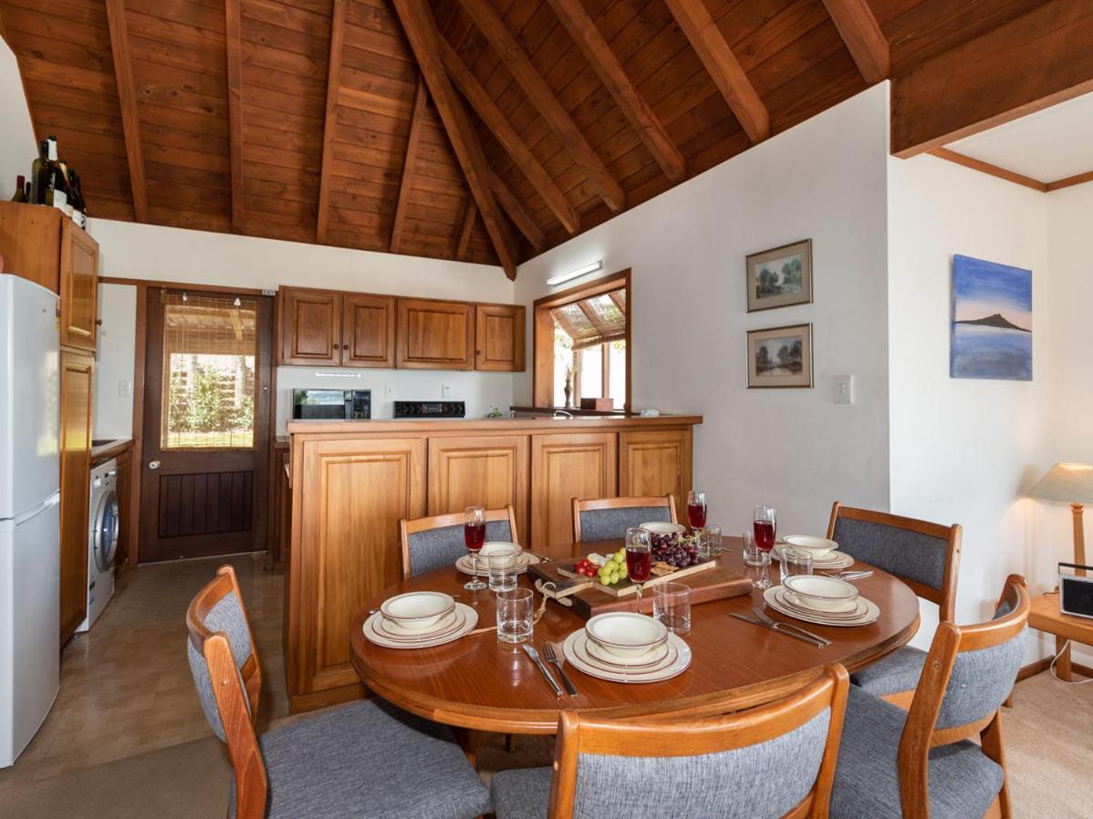 Te Maiki Escape - Russell Holiday Home Экстерьер фото